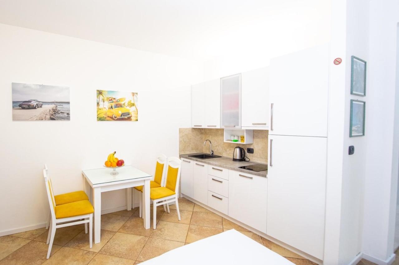 Apartment Studio Premier Rafailovici Luaran gambar
