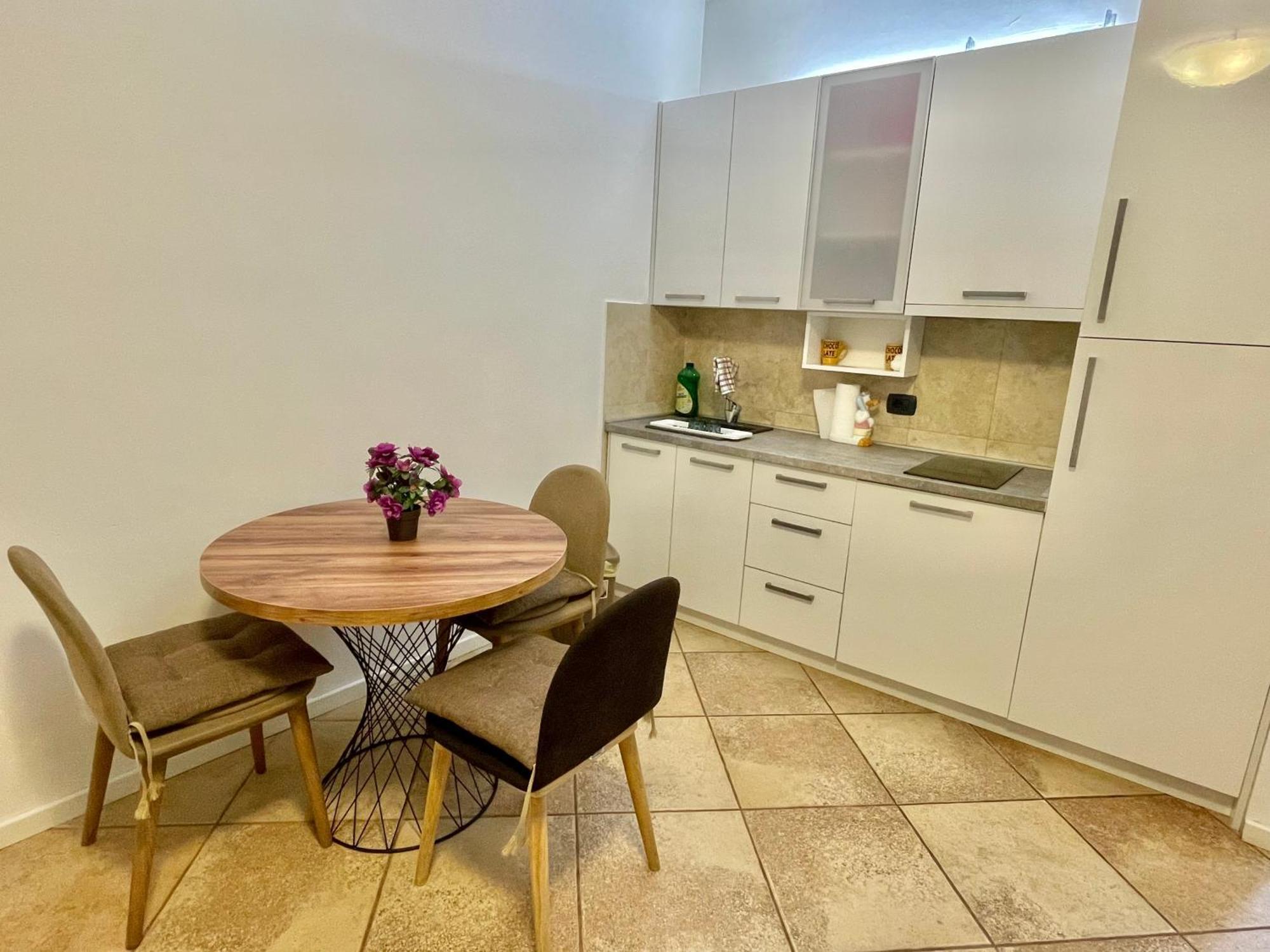Apartment Studio Premier Rafailovici Luaran gambar